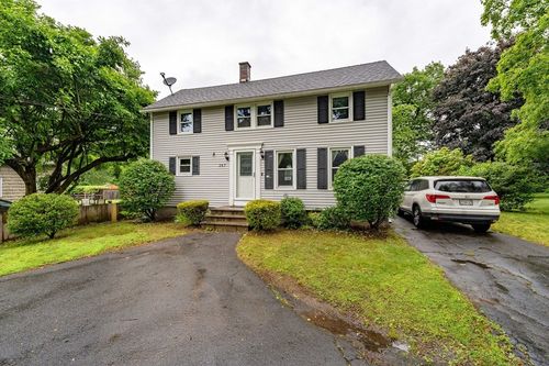 267 Maple St, East Longmeadow, MA, 01028-2712 | Card Image