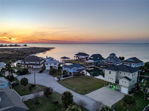 23006 Martes St, Galveston, TX, 77554-1273 | Card Image