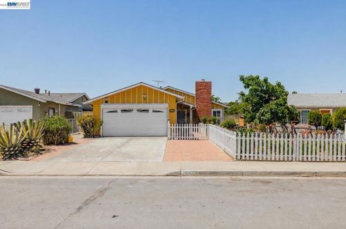 1518 Denali Way, San Jose, CA, 95122-2401 | Card Image