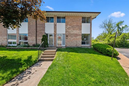 10026 Sakura Dr, Saint Louis, MO, 63128-1331 | Card Image
