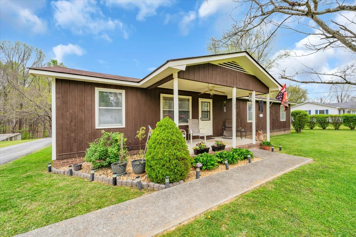 Residential in Estill Springs 4