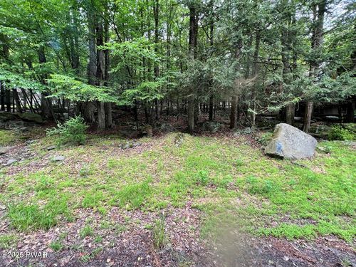 75 Beaver Lake Dr, Lake Ariel, PA, 18436 | Card Image