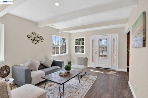 320 320 Monmouth Dr, Milpitas, CA, 95035 | Card Image