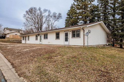 406-402 8th Ave W, Lisbon, ND, 58054-4212 | Card Image