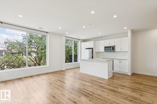 415-11503 76 Ave Nw, Edmonton, AB, T6G0K6 | Card Image