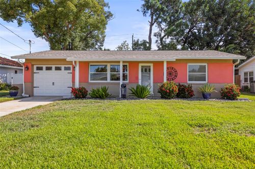 1215 Lazy Lake Rd E, Dunedin, FL, 34698-4631 | Card Image