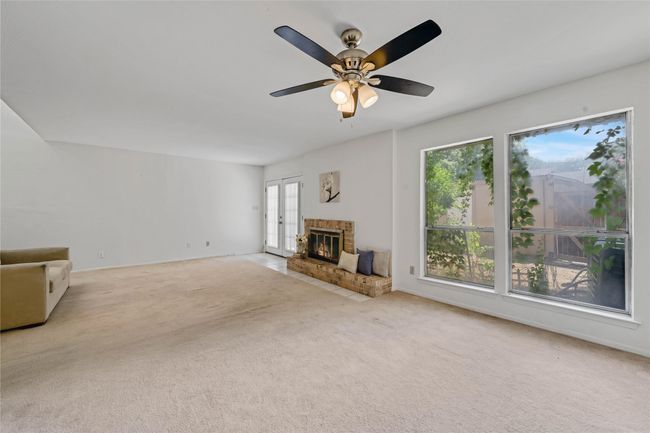 9818 Amberton Pkwy, Townhouse with 3 bedrooms, 3 bathrooms and null parking in Dallas TX | Image 14