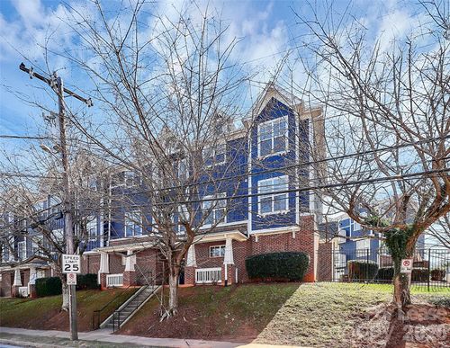 1654 Walnut View Dr, Charlotte, NC, 28208-4669 | Card Image