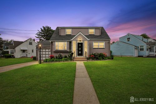 1585 Barton Rd, Union, NJ, 07083-6324 | Card Image