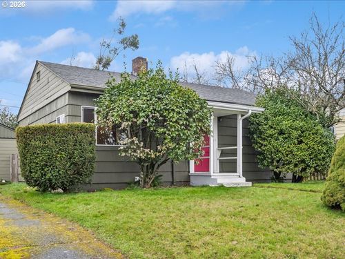 8234 Ne Webster St, Portland, OR, 97220 | Card Image