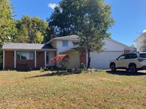 1609 S Carpenter Road, Brunswick, OH, 44212 | Card Image