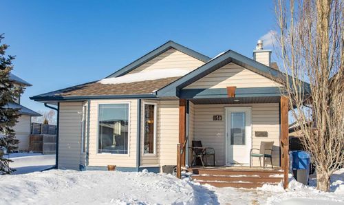 150 Robinson Ave, Penhold, AB, T0M1R0 | Card Image