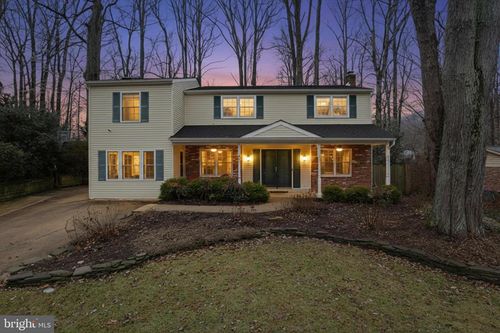 4901 Red Fox Dr, ANNANDALE, VA, 22003-4135 | Card Image