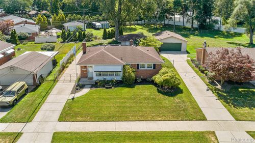 35211 Hathaway St, Livonia, MI, 48150-2511 | Card Image