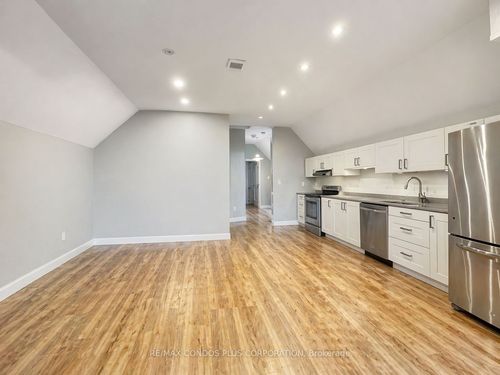 869 Beach Blvd, Hamilton, ON, L8H6Z5 | Card Image