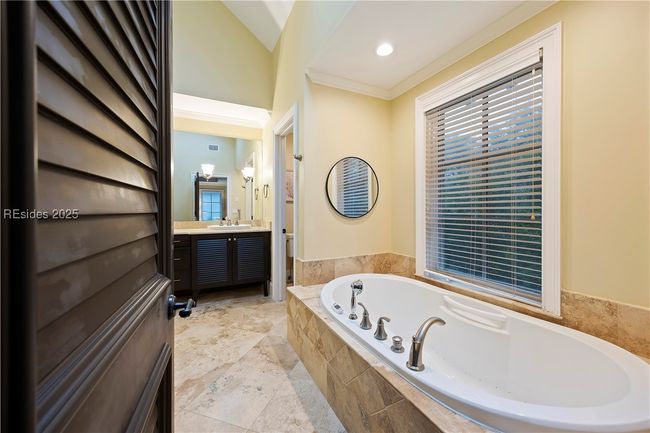 9 Armada St, House other with 6 bedrooms, 8 bathrooms and null parking in Hilton Head Island SC | Image 52