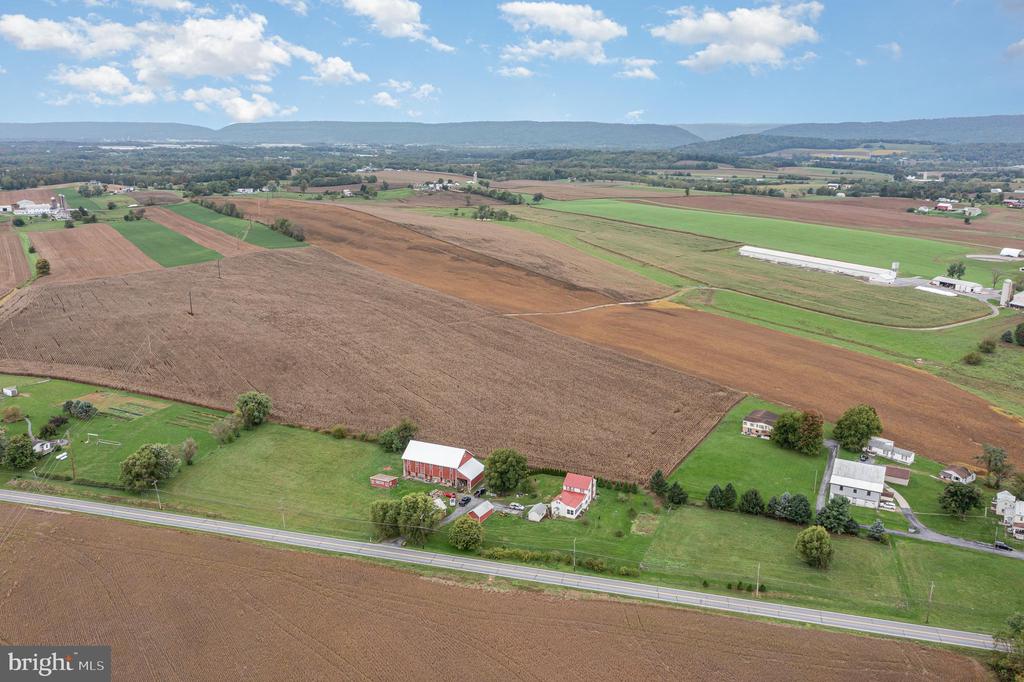 Old Route 22 , Fredericksburg, PA 17026