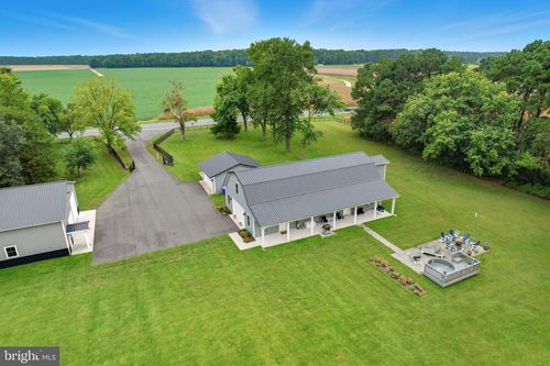 10463 Beach Hwy, GREENWOOD, DE, 19950-5733 | Card Image