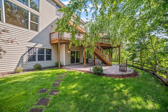 9256 Gateway Ln, House other with 5 bedrooms, 5 bathrooms and null parking in Eden Prairie MN | Image 66