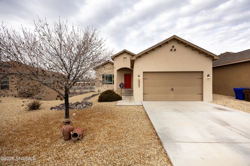 2993 Escenico Ct, Las Cruces, NM, 88012-7581 | Card Image