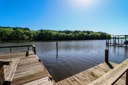 1112 Gin Pond Dr, Summerton, SC, 29148-7779 | Card Image