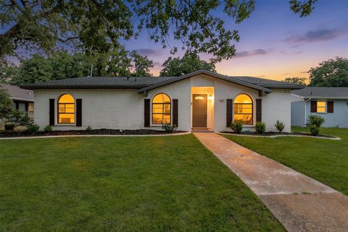 1137 Kingston Dr, Lewisville, TX, 75067-5027 | Card Image