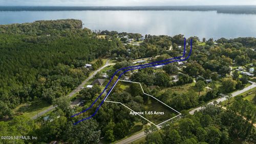 590 Palmetto Bluff Rd, Palatka, FL, 32177-6905 | Card Image