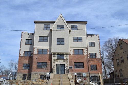 3 Sherman Ave, Mount Vernon, NY, 10552-2018 | Card Image