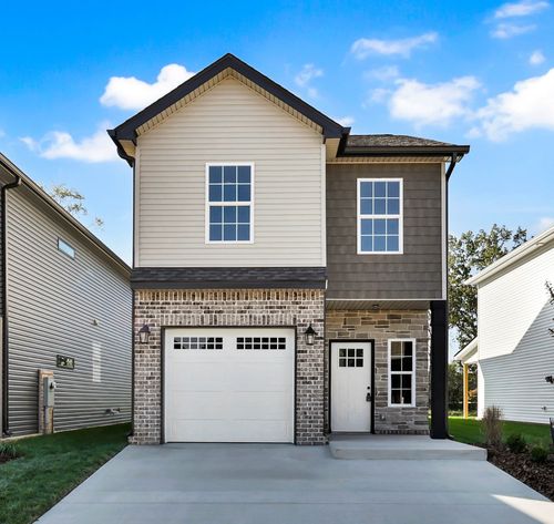 35 Charlotte Rd, Clarksville, TN, 37040-4928 | Card Image