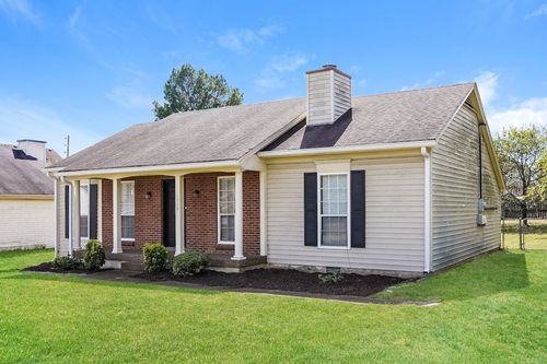 1538 Stone Hill Rd, Mount Juliet, TN, 37122-3604 | Card Image