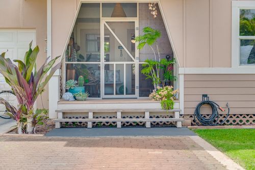 19 Hoku Pl, Paia, HI, 96779-8122 | Card Image