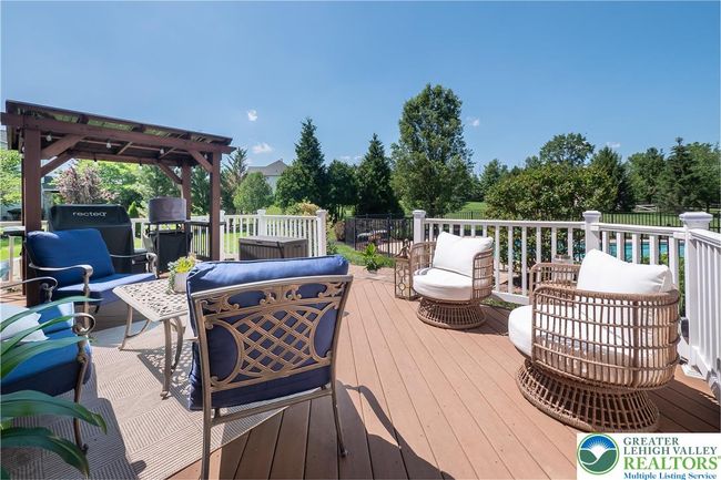 2307 Blackledge Dr, House other with 4 bedrooms, 5 bathrooms and null parking in Quakertown PA | Image 63