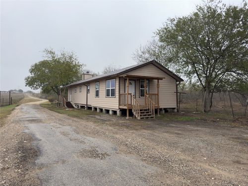 100 Simmons Family Ranch Rd, Lockhart, TX, 78644-4910 | Card Image