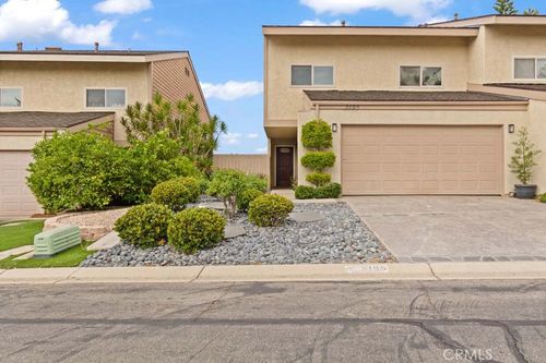 3195 Sunburst, Thousand Oaks, CA, 91360 | Card Image