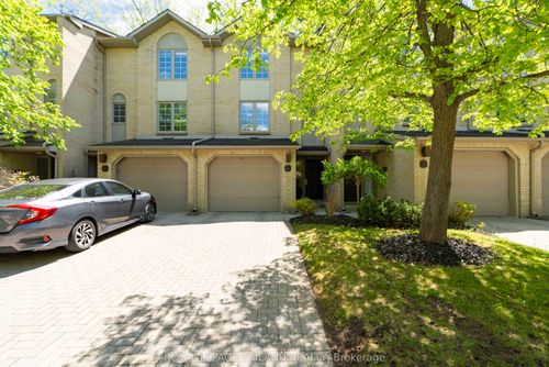 4-1399 Commissioners Rd W, London, ON, N6K4G9 | Card Image