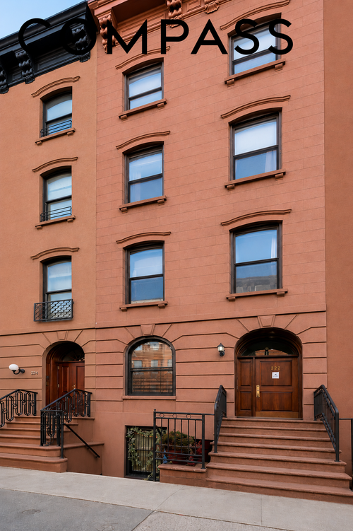 222 E 32nd St, New York, NY, 10016-6382 | Card Image