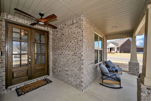 2128 Dustin Dr Ne, Cullman, AL, 35058-4004 | Card Image