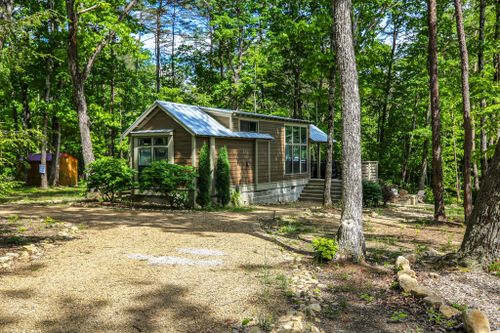 512 Deer Lick Trl, Monteagle, TN, 37356 | Card Image