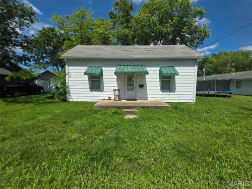 708 Cherry Street, Montgomery City, MO, 63361 | Card Image