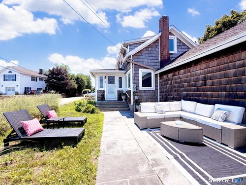 2 Scofield Pl, Westport, CT, 06880-6728 | Card Image