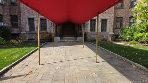 apt-1j-143 Garth Rd, Scarsdale, NY, 10583-3806 | Card Image