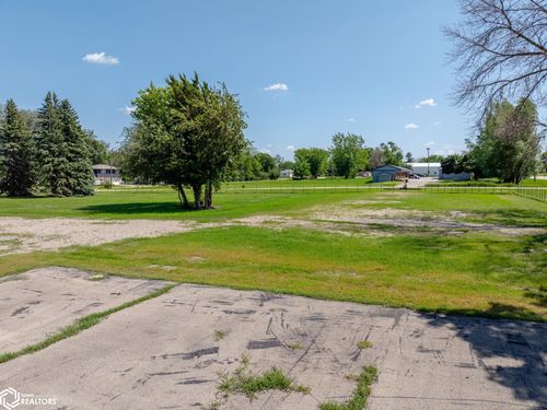 20 34th St Se, Mason City, IA, 50401-9488 | Card Image