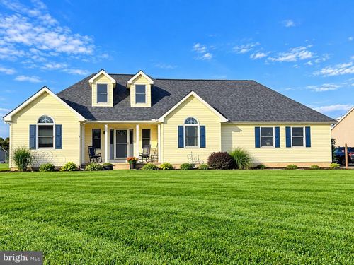 27 Integro Dr, Clayton, DE, 19938-3501 | Card Image