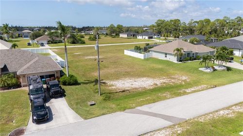 2336 Nw 35th Ave, Cape Coral, FL, 33993-3509 | Card Image