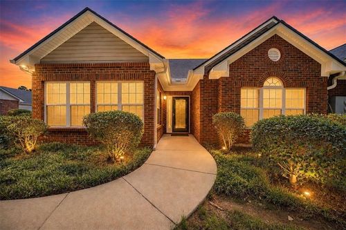 41-3766 Villa Springs Cir, Powder Springs, GA, 30127-5062 | Card Image