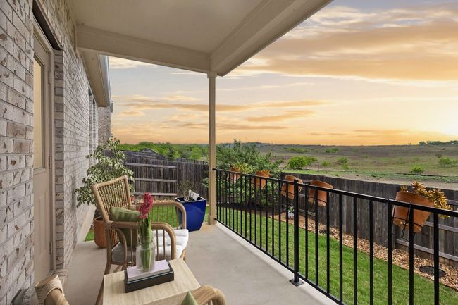 546 Pepperbark Loop, House other with 3 bedrooms, 2 bathrooms and null parking in Buda TX | Image 15