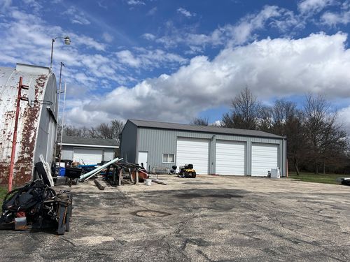 325 N Washington St, Paxton, IL, 60957-1172 | Card Image