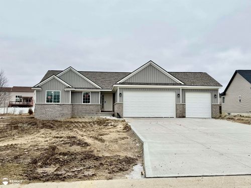 8341 Peninsula Cir, Grand Blanc, MI, 48439-7271 | Card Image