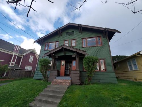 1421 D St, Eureka, CA, 95501-2303 | Card Image