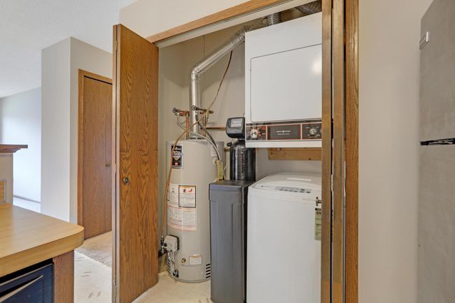 8624 S Maplebrook Cir, Townhouse with 2 bedrooms, 1 bathrooms and null parking in Brooklyn Park MN | Image 17